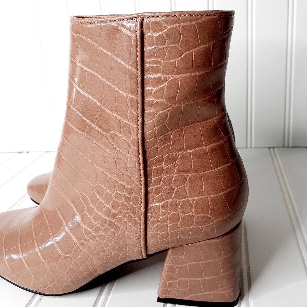 NEW Steve Madden Darma Tan Block Heel Boot C255 - Picture 7 of 13